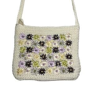 Vintage Y2K 90’s Liz Claiborne Cream Purple Woven Crochet Floral Embroidered Bag